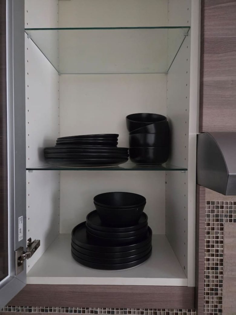 Plates & Bowls