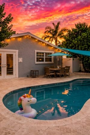 Beautiful Florida sunsets right from your private backyard